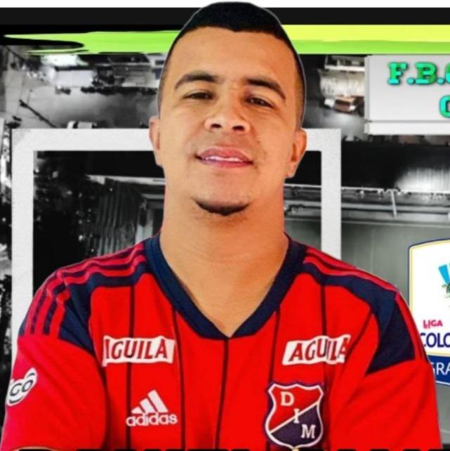 DANIEL ESTEBAN ÁLVAREZ ” Perro"
