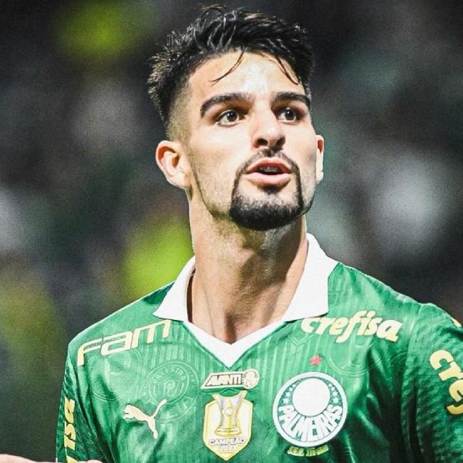Flaco López