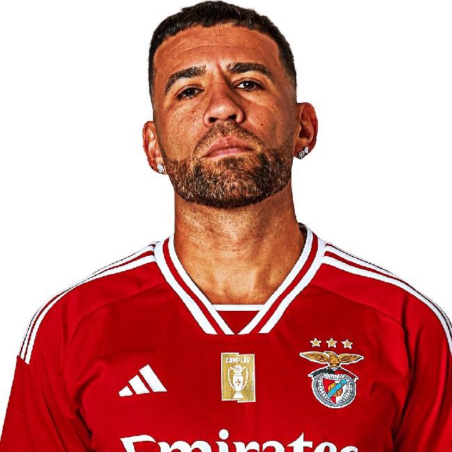 Nicolás Otamendi