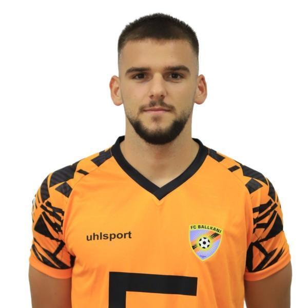Veton Tusha