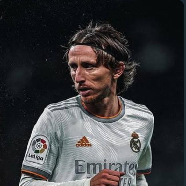 TEAM MODRIC