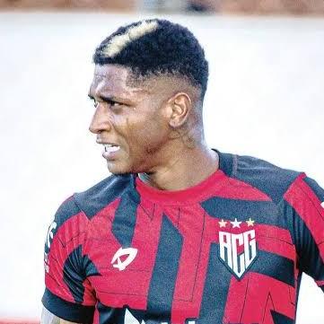 Yoni González