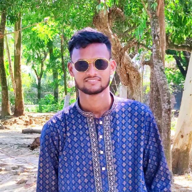 আর এইচ তুষার