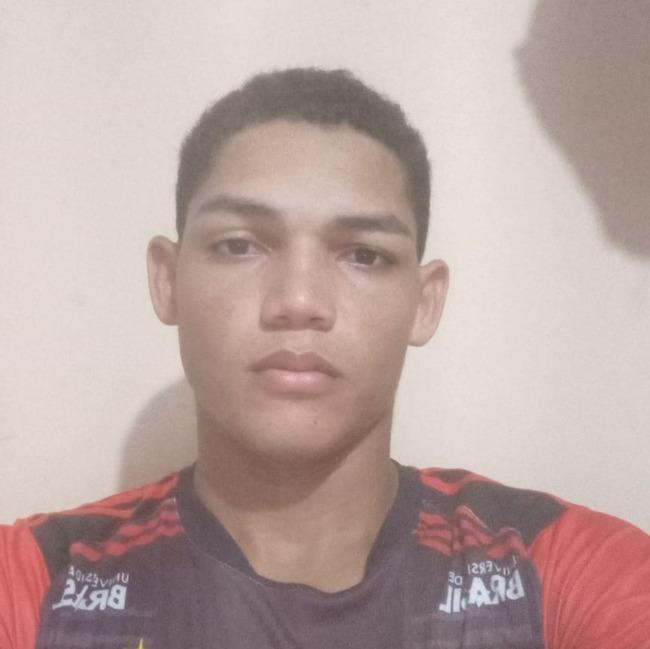 THIAGO ARAÚJO DE ANDRADE