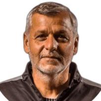 'COACH: Bruno GÉNÉSIO