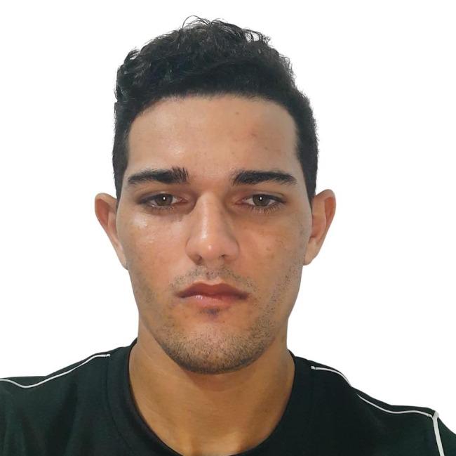 ERICK MOREIRA LEITÃO