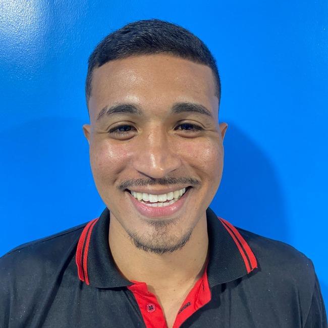 VITOR HUGO COSTA SANTOS