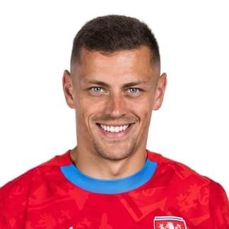 Tomas Holes