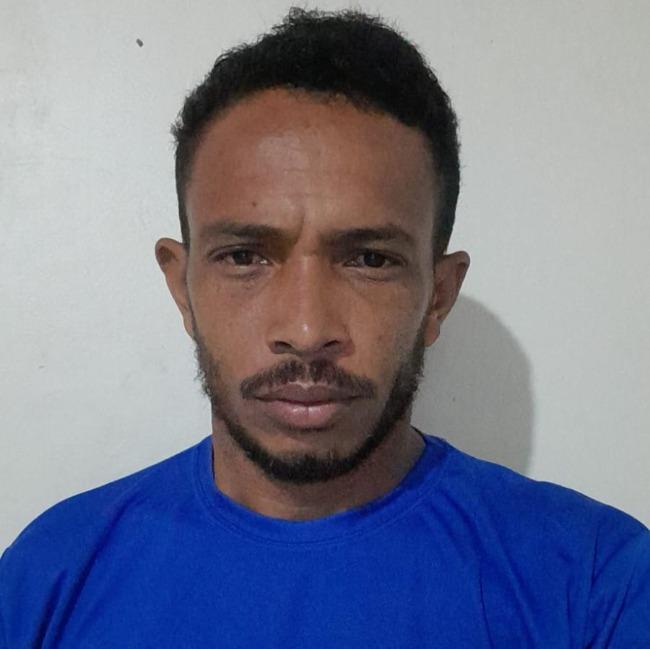 FLÁVIO MORAES ARAUJO