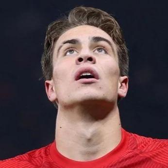 Kenan Yıldız