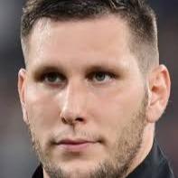 Niklas SÜLE