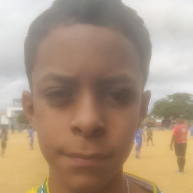 EMANUEL SANTOS BRITO RG 22.692.626-54