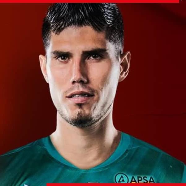Aaron Cruz