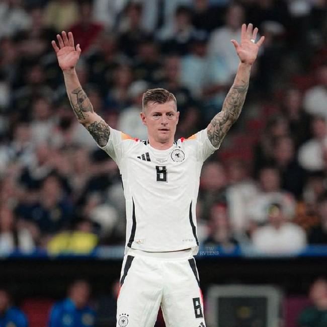 𝒯𝒦𝟪 / Iván Pérez