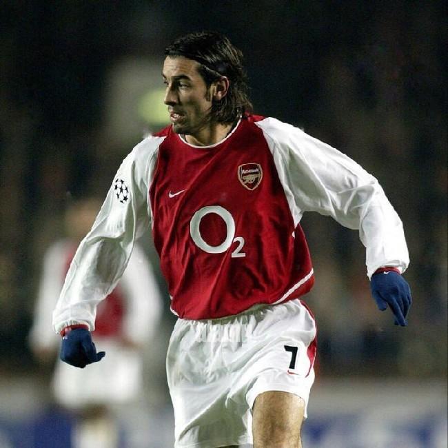R.PIRES