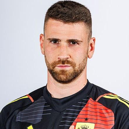 UNAI SIMON