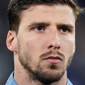Rúben Dias