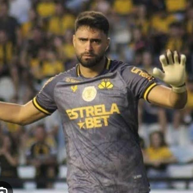 Gustavo