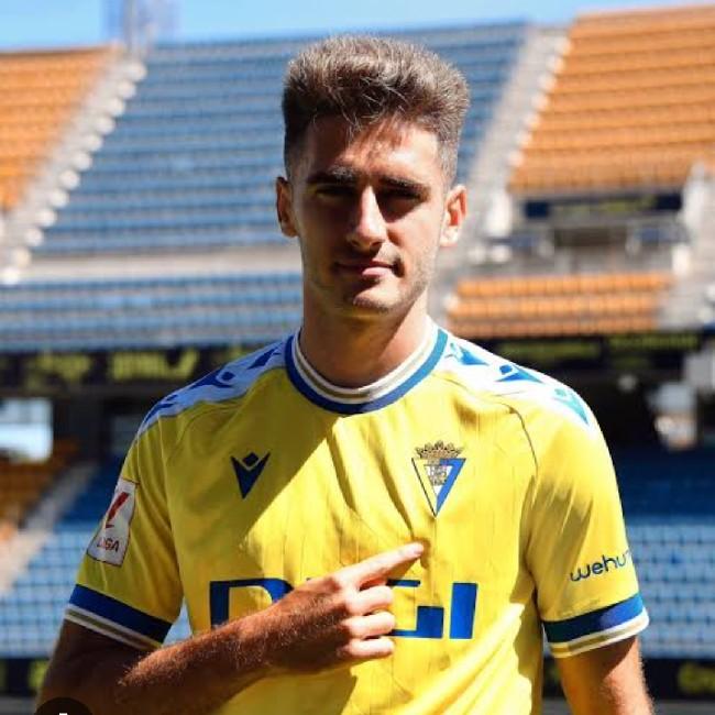 Robert Navarro