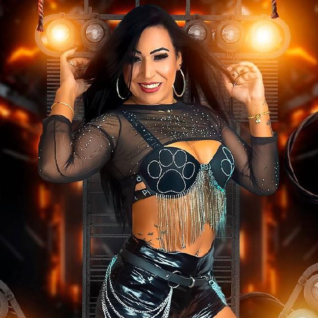 M= Rakel Ribeiro