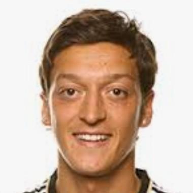 10 Özil