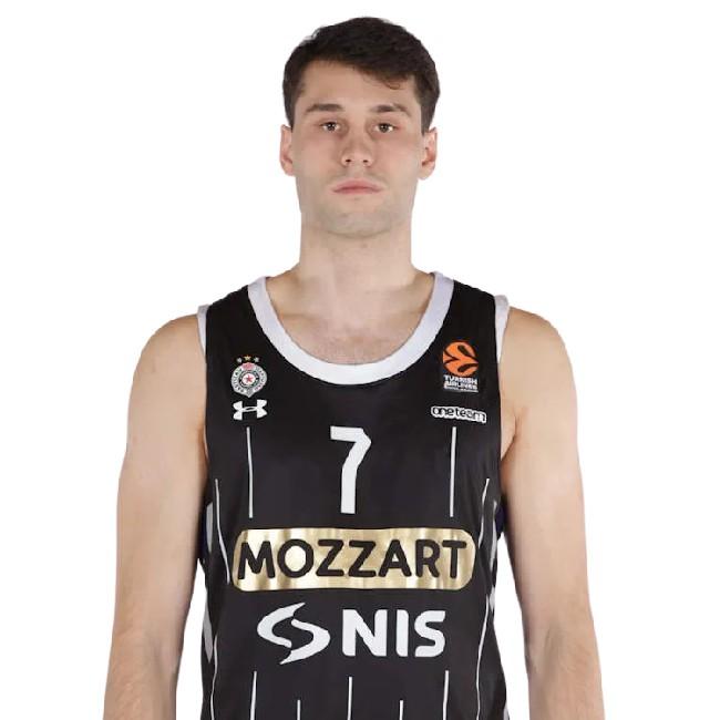 MARIO NAKIĆ