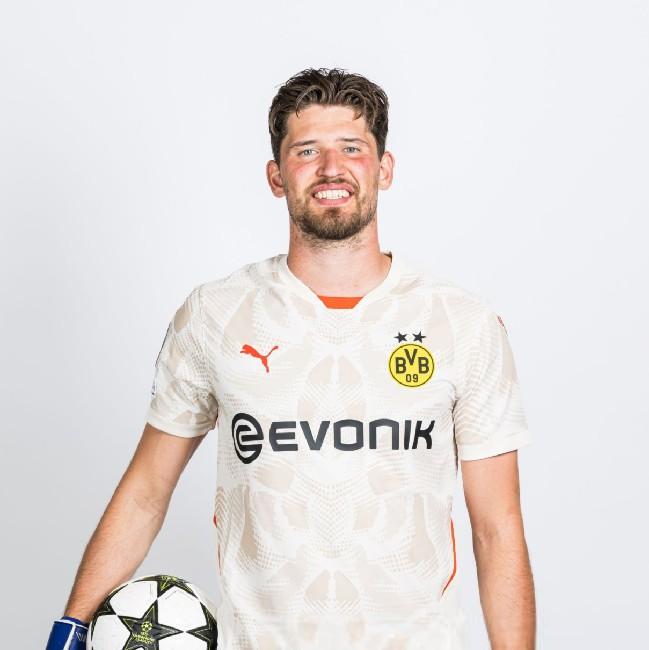 Gregor Kobel
