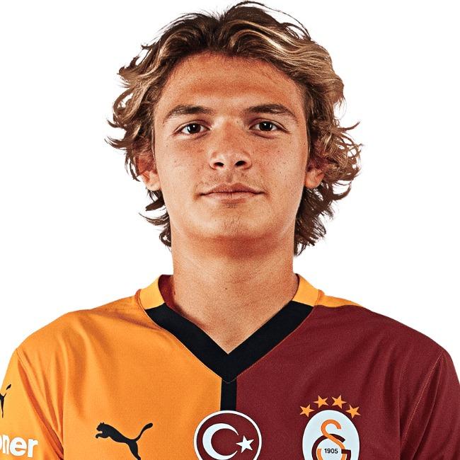Efe Akman