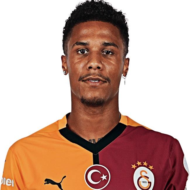 Ismail Jakobs
