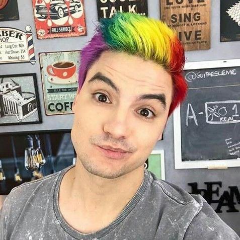 Felipe neto(le)