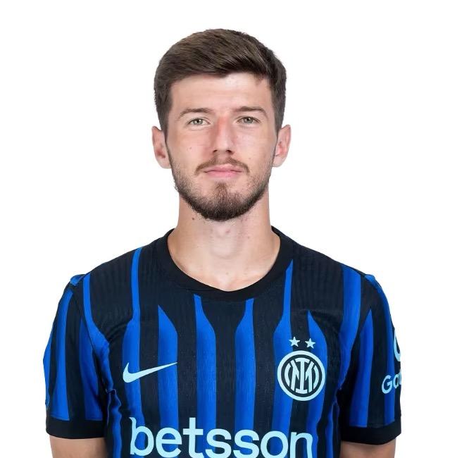 CM | Petar Sucic