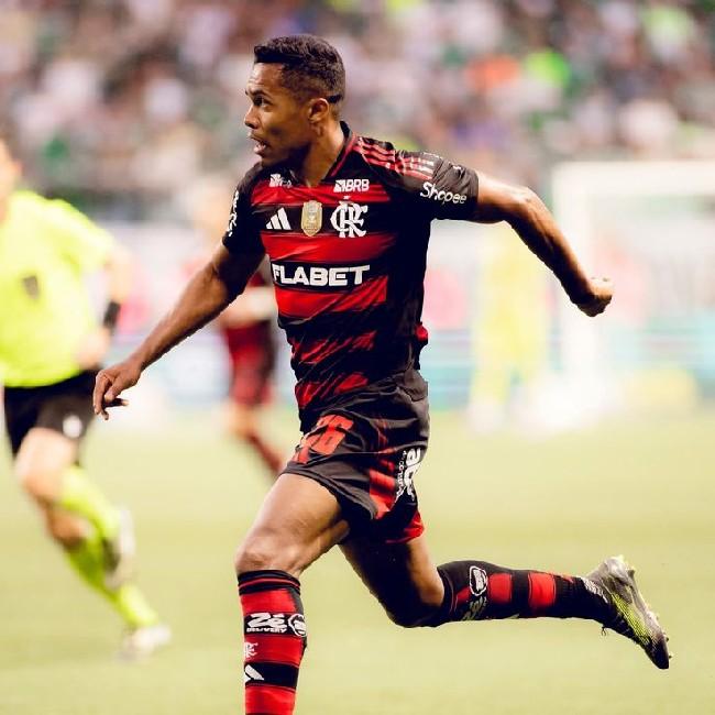 Alex Sandro