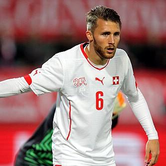 Silvan Widmer (captain)