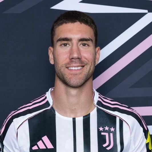 ST | Dušan Vlahović