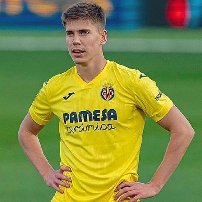RB | Juan Foyth