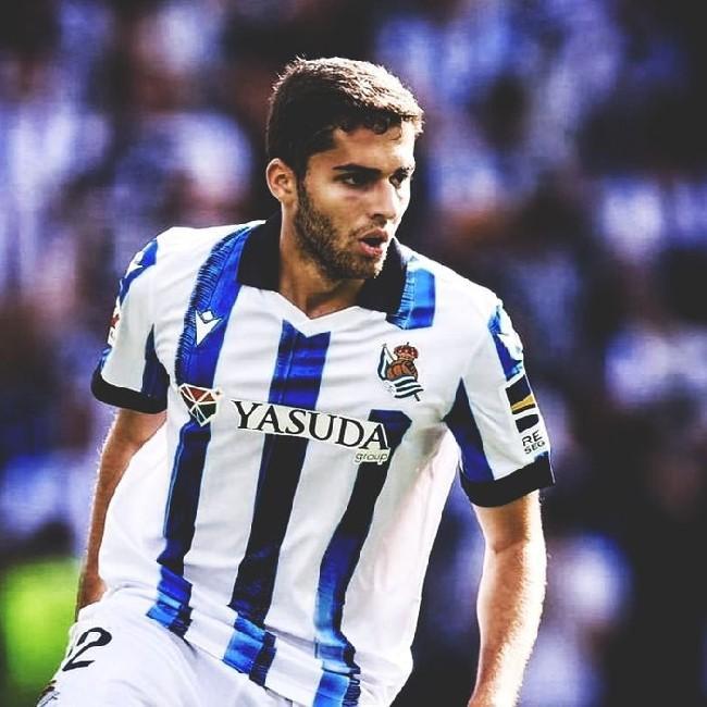 CAM | Arsen Zakharyan