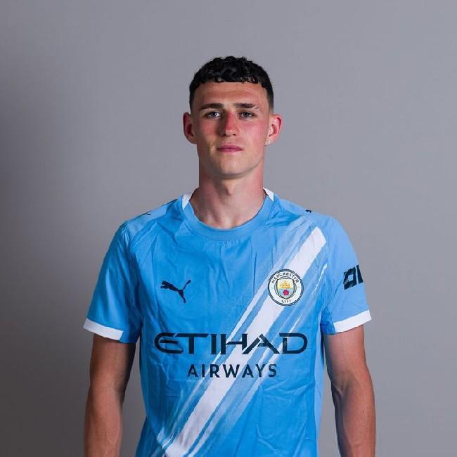 RW | Phil Foden