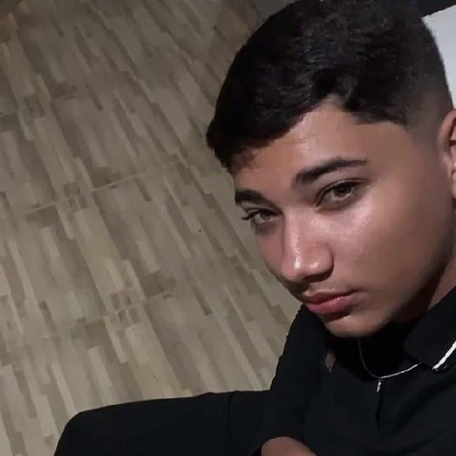 RED GUSTAVO