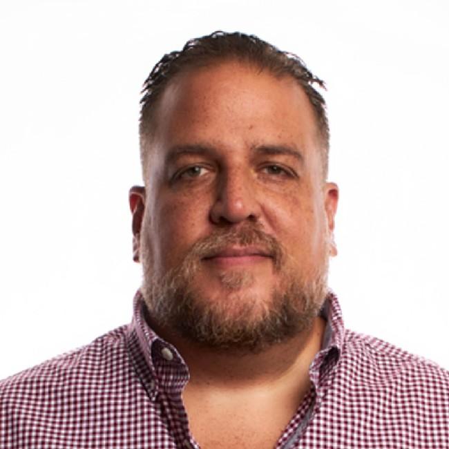 Daniel Flores 1977-747