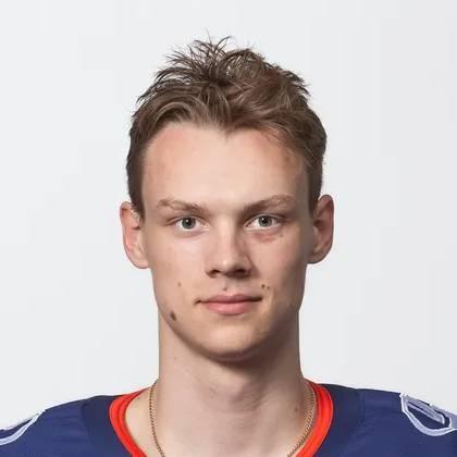 Артём Карпов