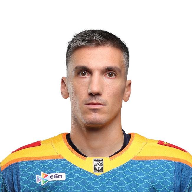 F| Борна Рендулич