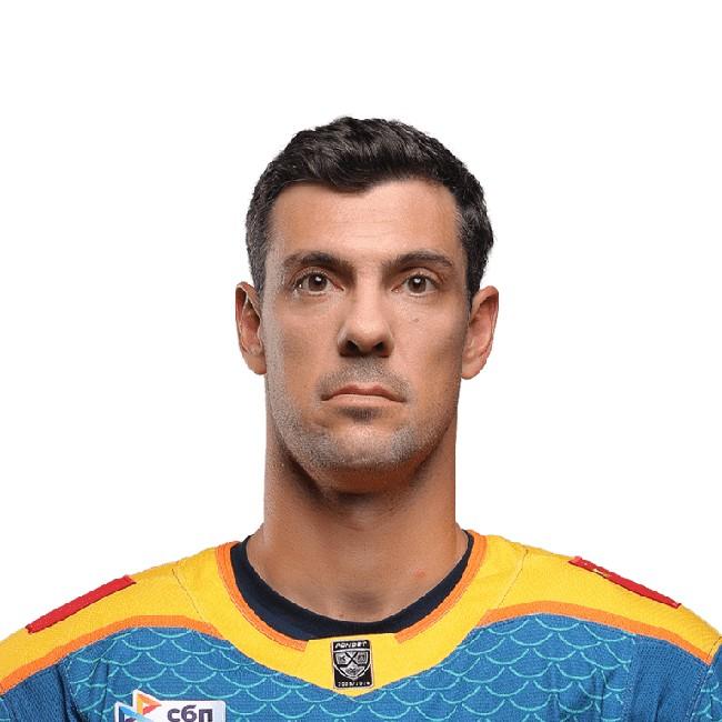 D| Адам Кленденинг