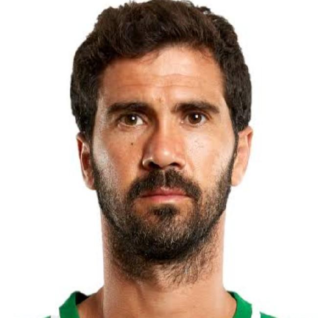 🇵🇹 R. Monteiro