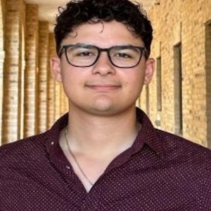 77 Mauricio Fararoni