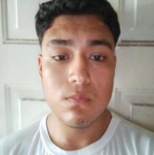 13 Sebastian Velazquez