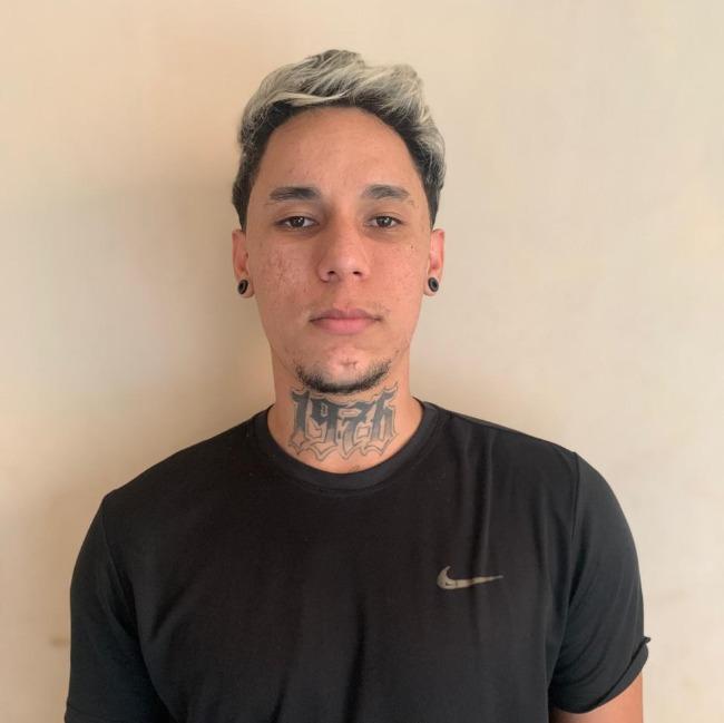 VITOR DOUGLAS SILVA SOUSA