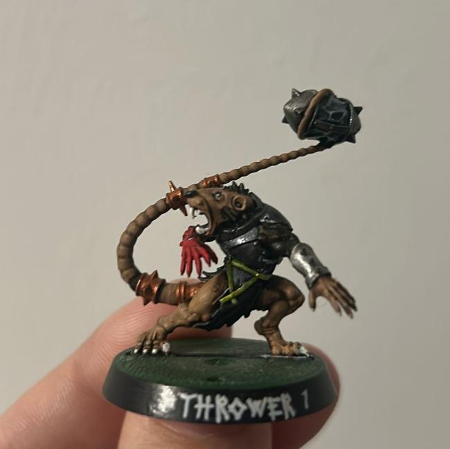 Queek “Manos sucias”