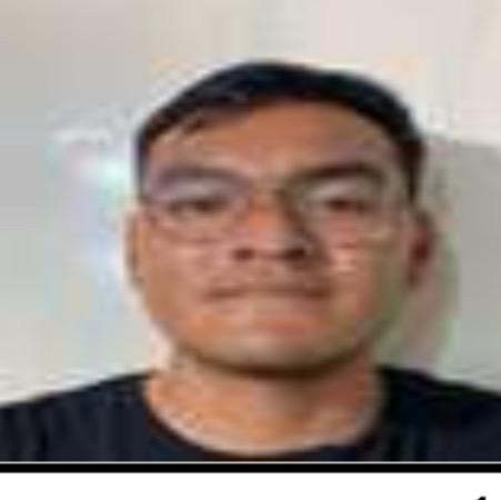 44 Maximiliano Marroquin