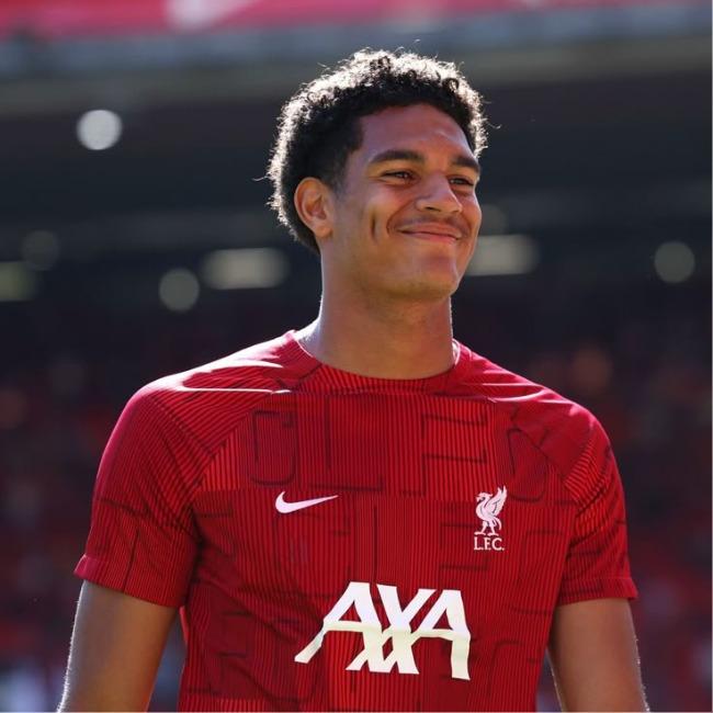 CB | Jarell Quansah 🏴󠁧󠁢󠁥󠁮󠁧󠁿