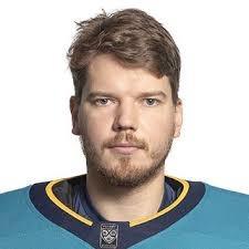 Илья Самсонов (В)